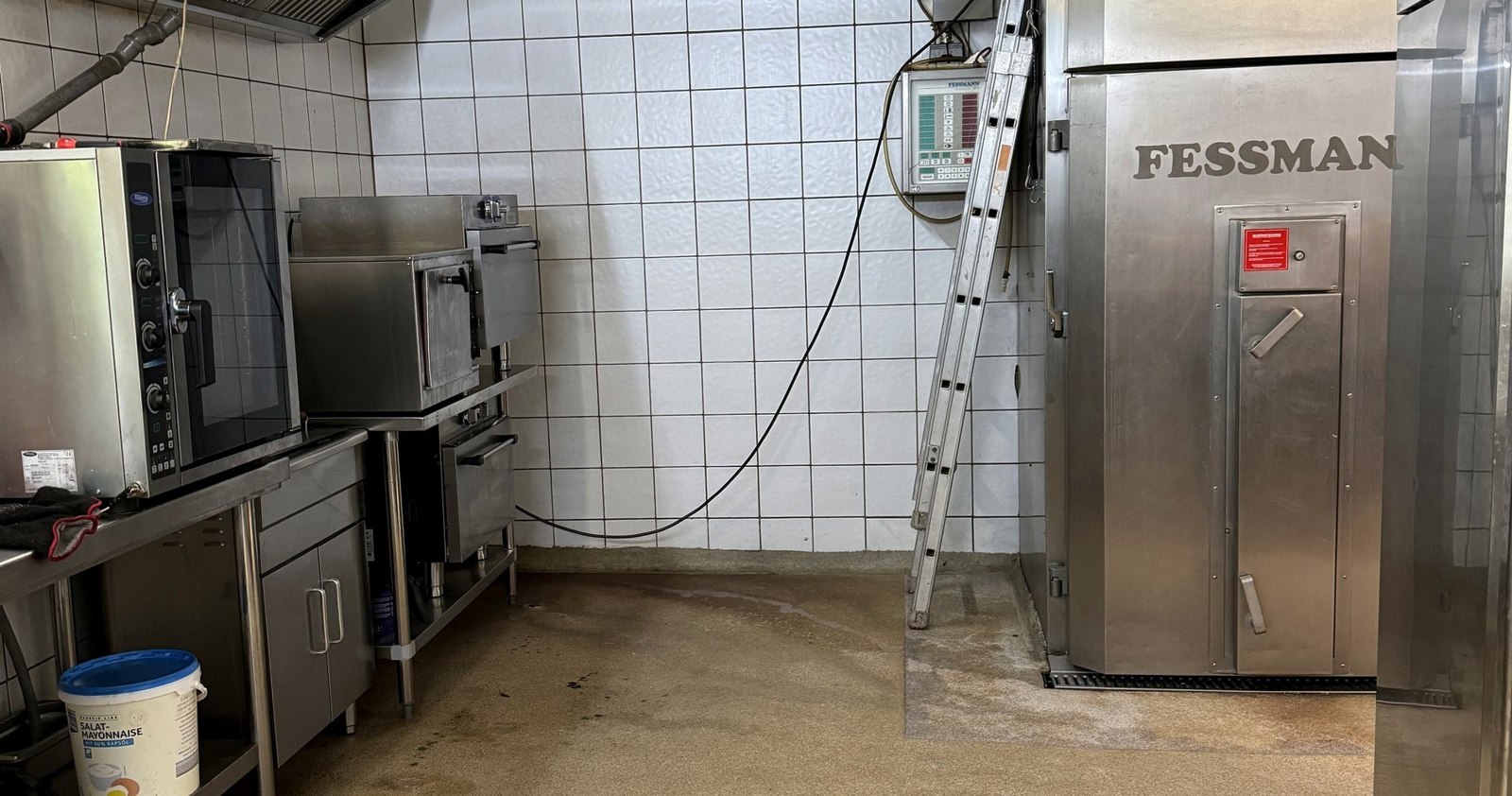 Produktionsküche mit FESSMANN-Anlage